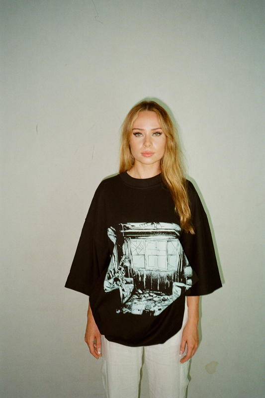 CUSTOM HAND STITCHED TEE
